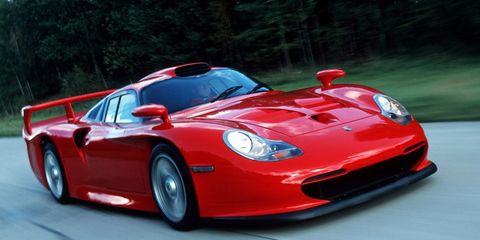 Land vehicle, Vehicle, Car, Sports car, Supercar, Coupé, Performance car, Race car, Automotive design, Porsche 911 gt1,