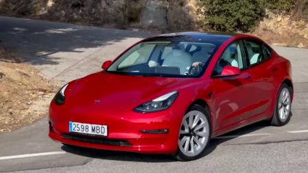 Although with a very particular aesthetic, the Tesla Model 3 is the most convincing within the electric segment in our country.