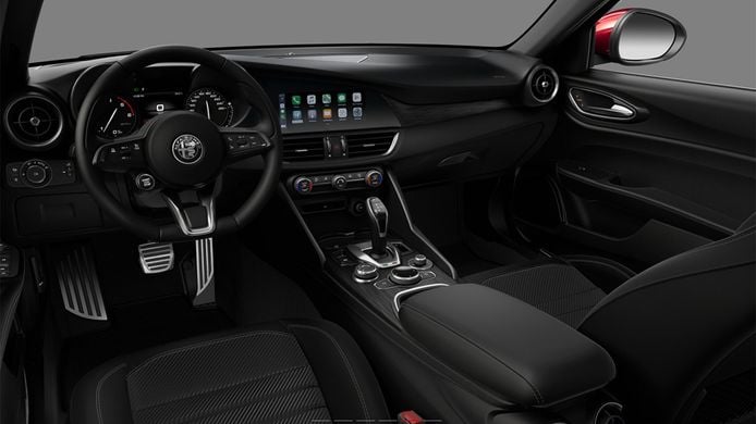 Alfa Romeo Giulia 2023 - interior